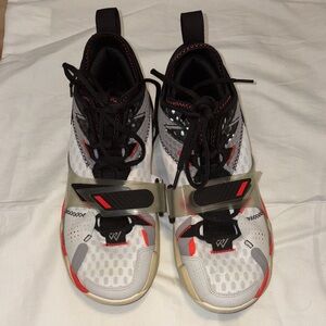 Jordan Unite Athletic Shoes - White and Black size 10